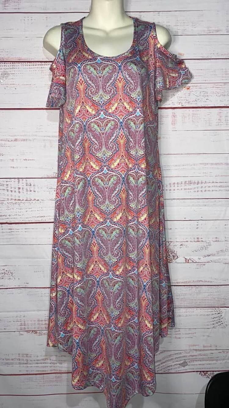 Women’s C’est La Vie Paisley Print Cold Shoulder Dress Size Small